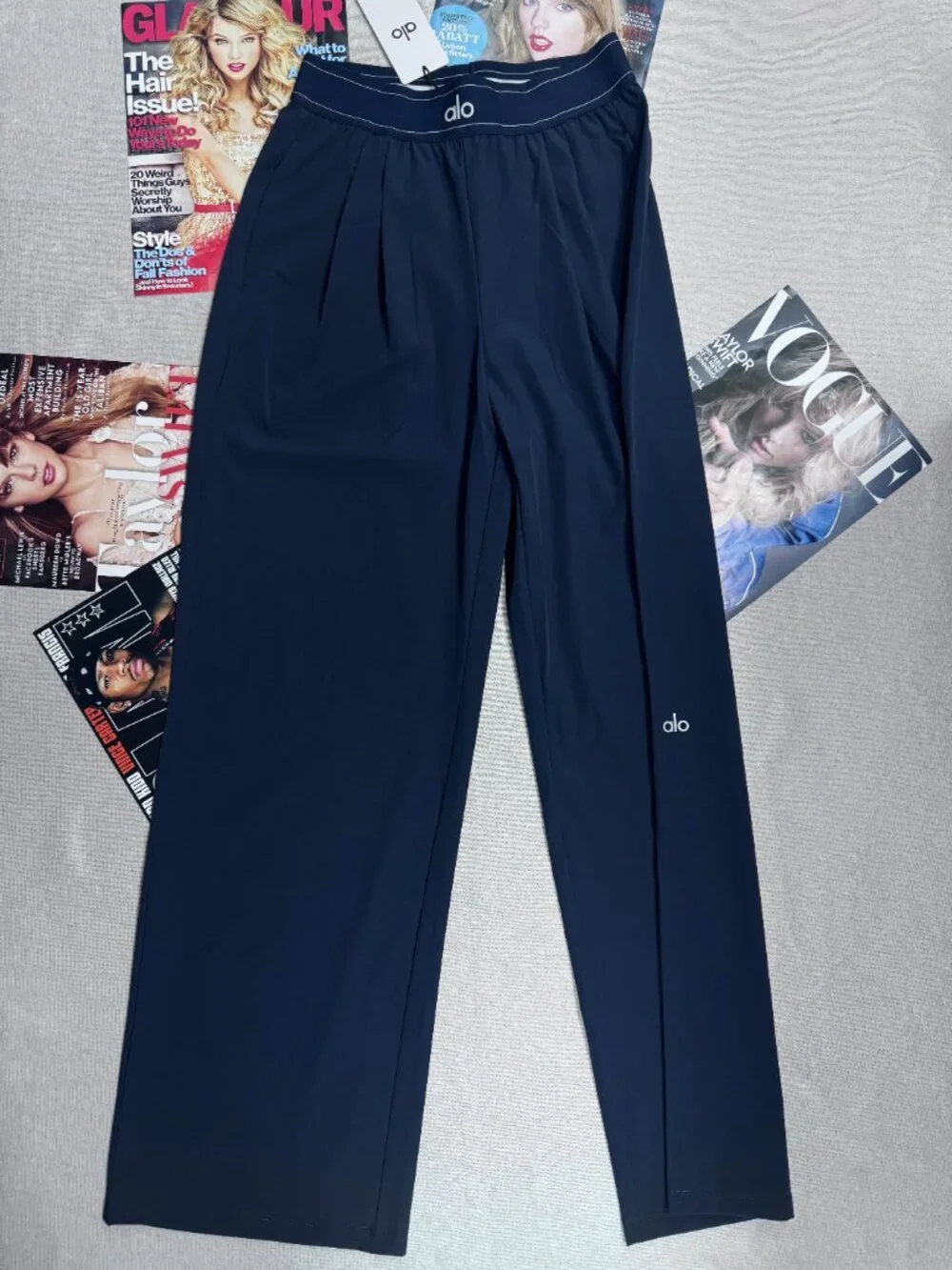 🛍️ NWT Alo Yoga Suit Up Trouser Navy ✨ Wide Leg Pants 🤍 30